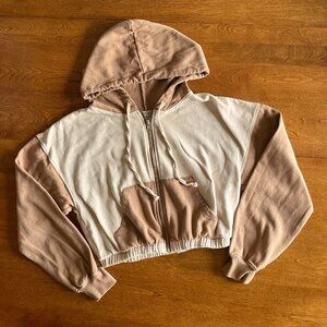 Live to be Spoiled caramel and cream crop hoodie L